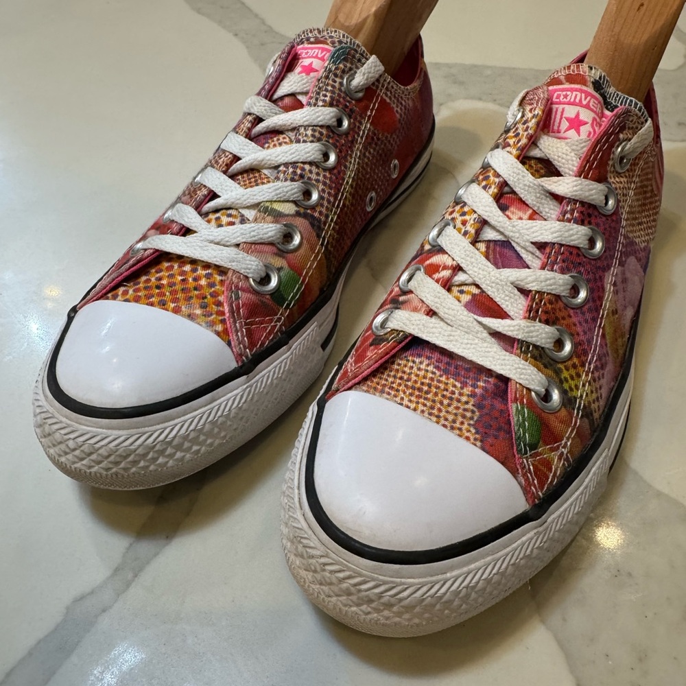 Converse Chuck Taylor “Digital Ox” Wmn’s Size 8 All-Star Floral Low-Top Sneakers - Picture 3 of 13